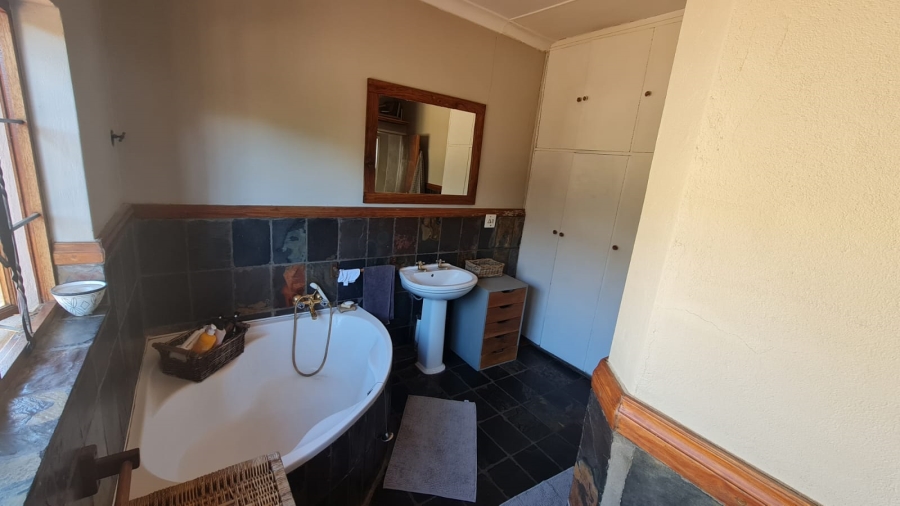 4 Bedroom Property for Sale in Dan Pienaar Free State